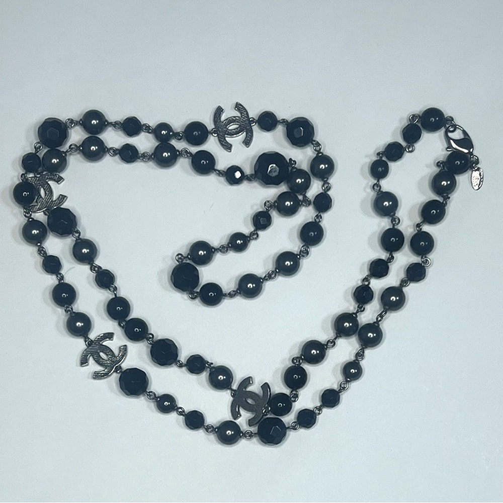 CHANEL Black and Silver Beaded Necklace